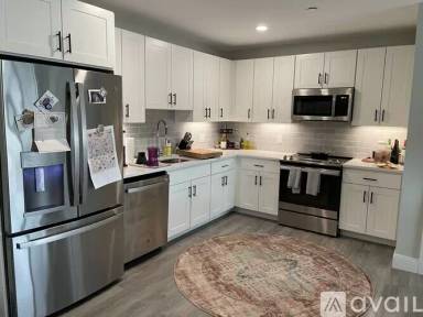 Main picture of 200 Old Colony Ave