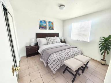 Main picture of 2207 Bonar St