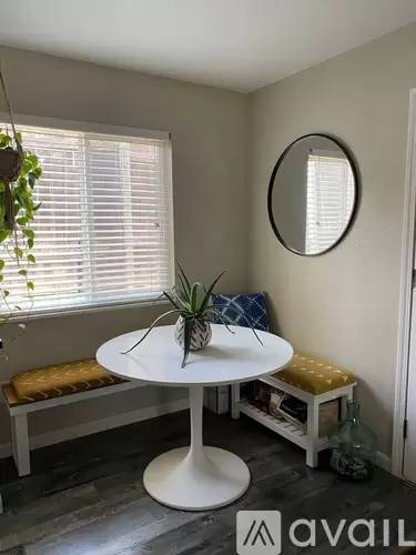 Main picture of 8517 Oak Ave