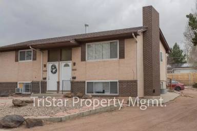 Main picture of 4404 N Chestnut St