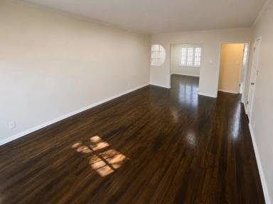 Main picture of 118 N Gale Dr