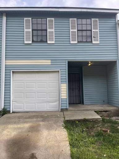 Main picture of 905 Pine Tree Trl