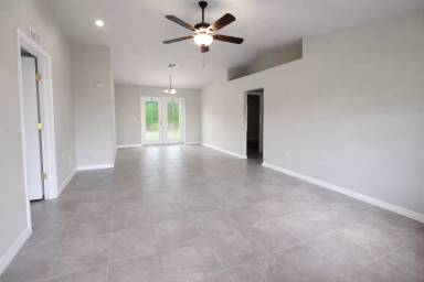 Main picture of 3055 Morning Glory Dr