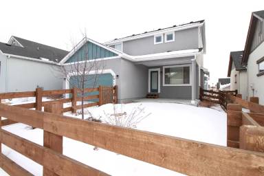 Main picture of 7611 Grizzly Rose Way