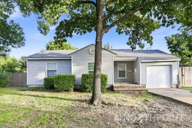 Main picture of 1700 Ruth St