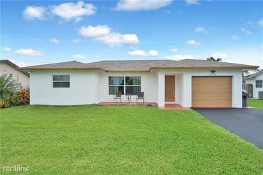 Main picture of 7005 NW 98th Ter