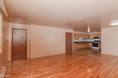 Main picture of 210 Grant Ave