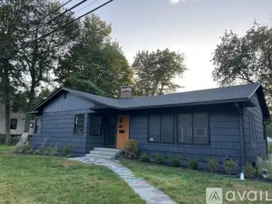 Main picture of 45 Cliff Ave