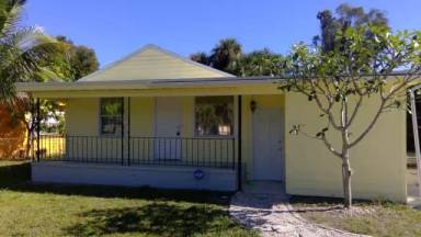 Main picture of 1847 Henderson Ave