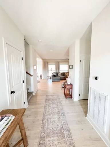 Main picture of 584 Dexter Dr