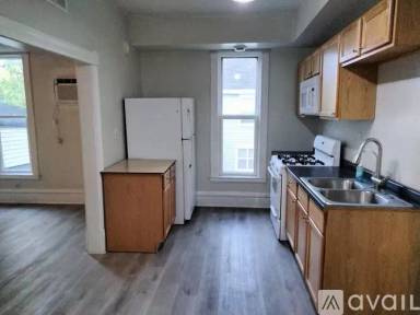 Main picture of 3455 Chicago Ave