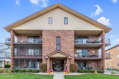 Main picture of 16719 Paxton Ave