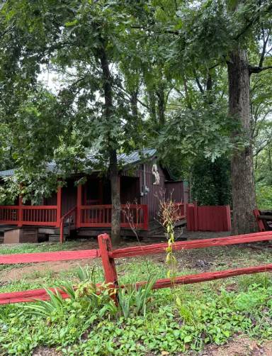 Main picture of 456 Pentecostal Campground Rd