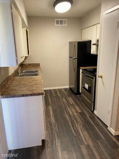 Main picture of The Hayes Apartments