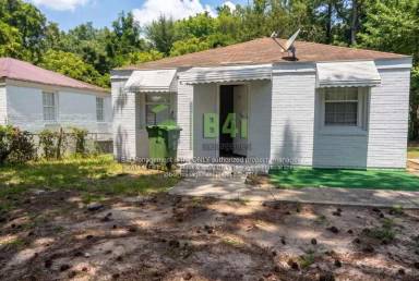 Main picture of 169 Munson Dr