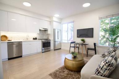 Main picture of 4005 California