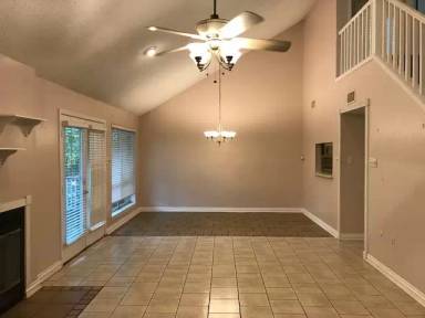 Main picture of 9363 Fox Run Ave
