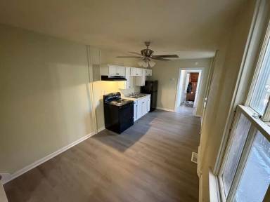 Main picture of 42 N Hartley St