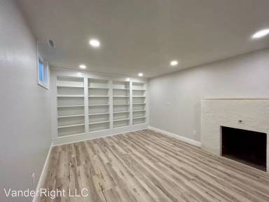 Main picture of 1604 S Grange Ave