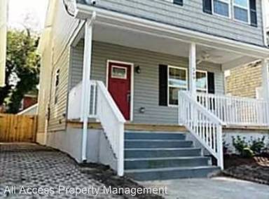 Main picture of 209 W 38th St