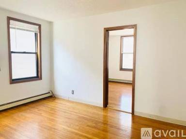 Main picture of 753 William St