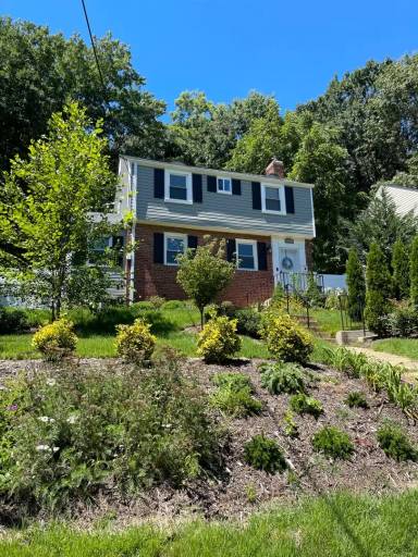 Main picture of 2212 Cheverly Ave