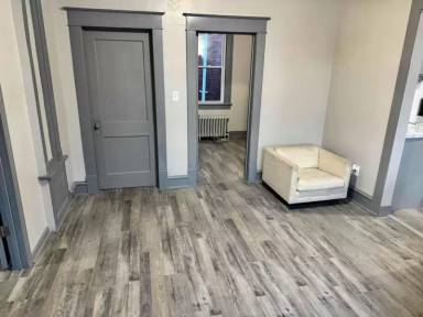 Main picture of 50 Walter St