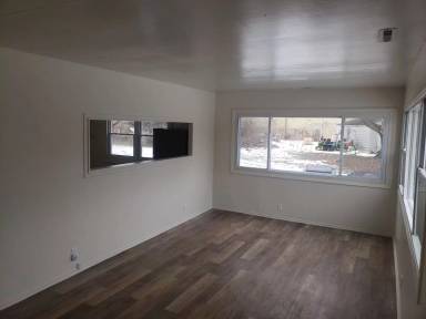 Main picture of 720 Brookdale Dr