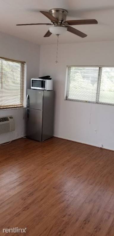 Main picture of 1200 Marseille Dr