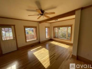 Main picture of 614 State St