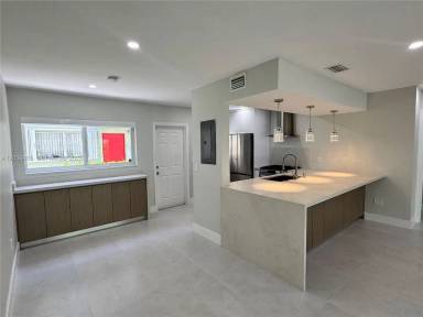 Main picture of 7342 Gary Ave