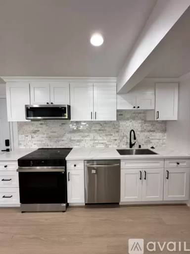 Main picture of 1039 Mound St