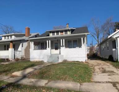 Main picture of 1125 W McClure Ave