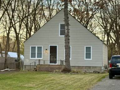 Main picture of 19365 Grandview St