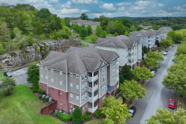 Main picture of 8121 Lenox Creekside Dr