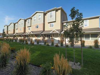 Main picture of Village at Porter's Crossing
