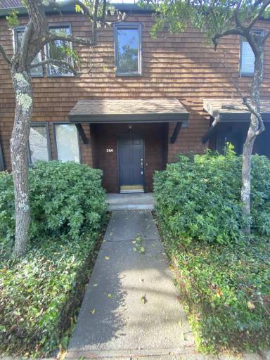 Main picture of 260 Bay Vista Cir