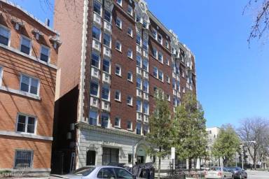 Main picture of 6930,6954,6971,6975 N Greenview Ave Apartments