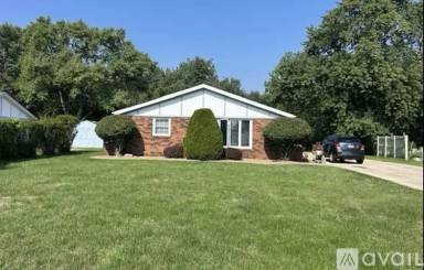 Main picture of 1906 Patti Ln