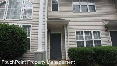 Main picture of 1249 E Woodlawn Rd