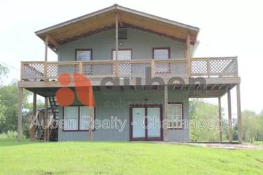 Main picture of 6300 W Highway 136