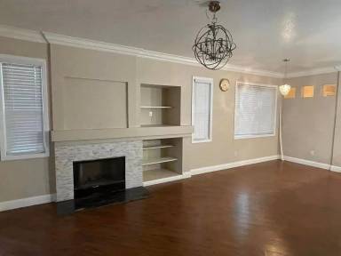 Main picture of 4311 Hedge Ave