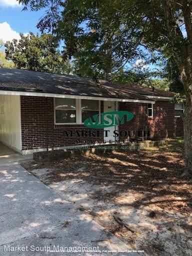 Main picture of 202 Croatan St