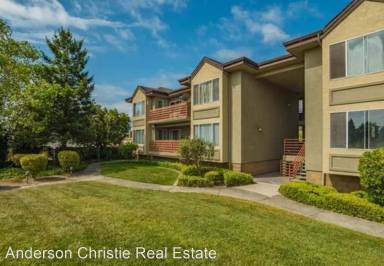 Main picture of 308 River St