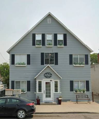 Main picture of 151 2nd Ave E