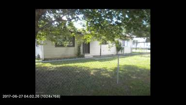 Main picture of 1233 Midway Ct