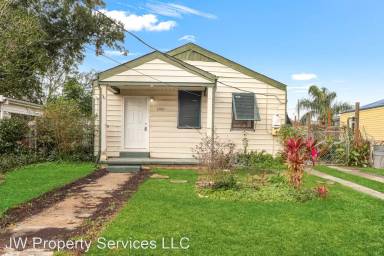 Main picture of 1010 Marian Ave