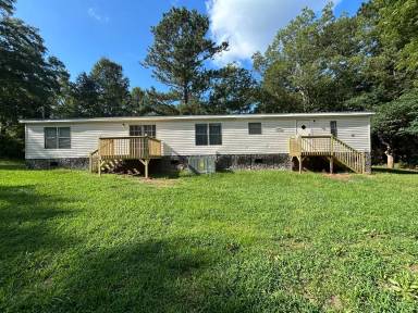 Main picture of 1090 Lake Paradise Rd