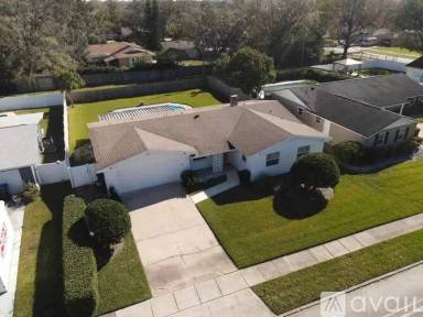 Main picture of 220 N Ranger Blvd