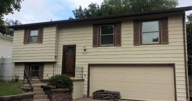 Main picture of 5613 S 51st St